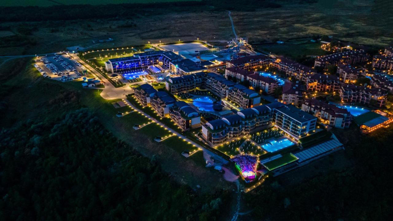 Topola Skies Resort & Aquapark Kavarna Eksteriør bilde