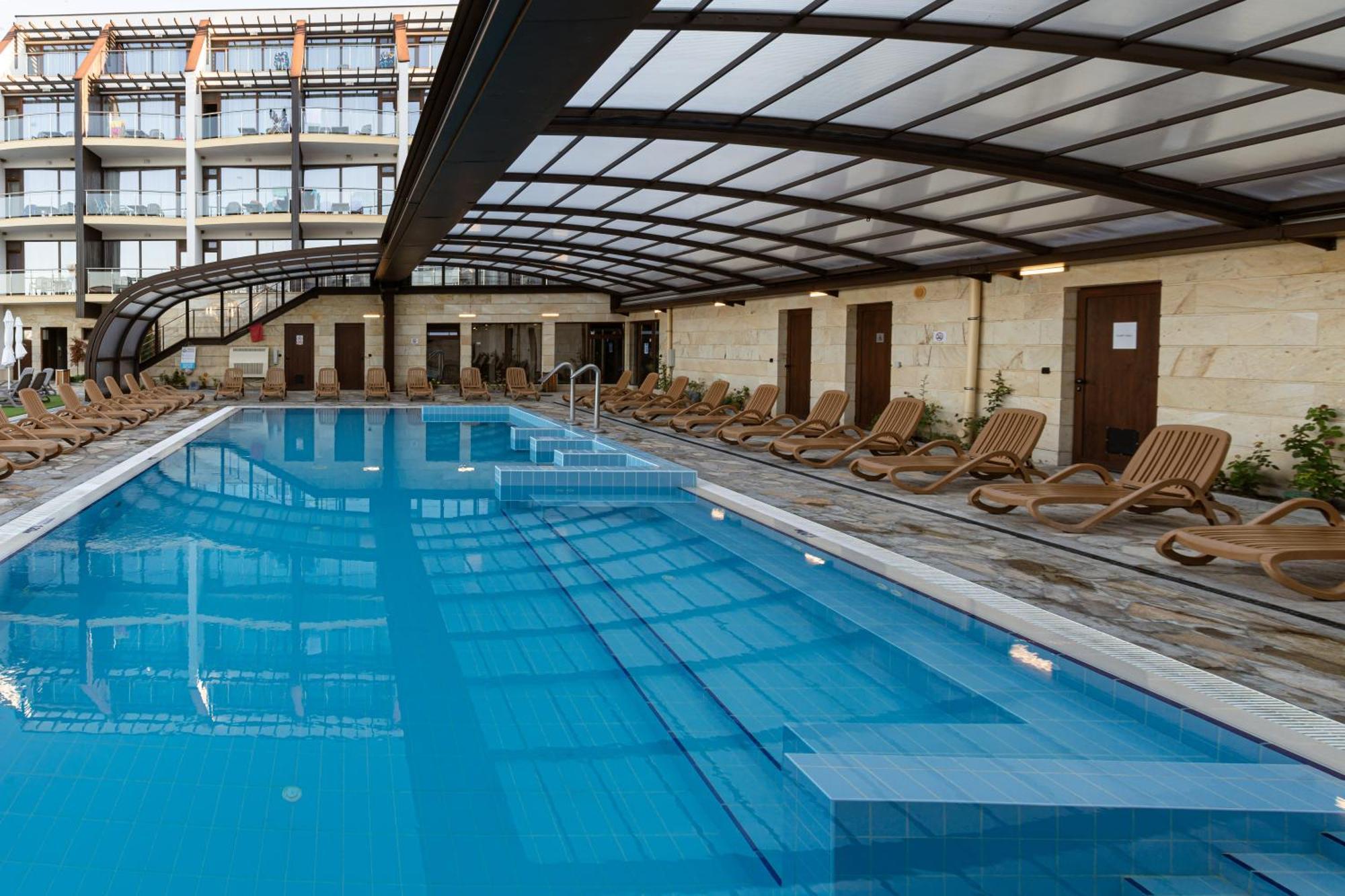 Topola Skies Resort & Aquapark Kavarna Eksteriør bilde